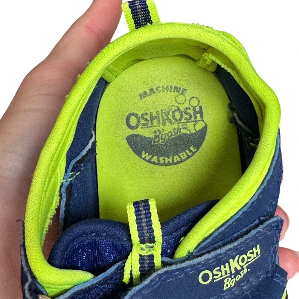 OshKosh B'gosh Kids Washable Shoes Size 12 Toddler Boys Navy Neon Water Shoes‎